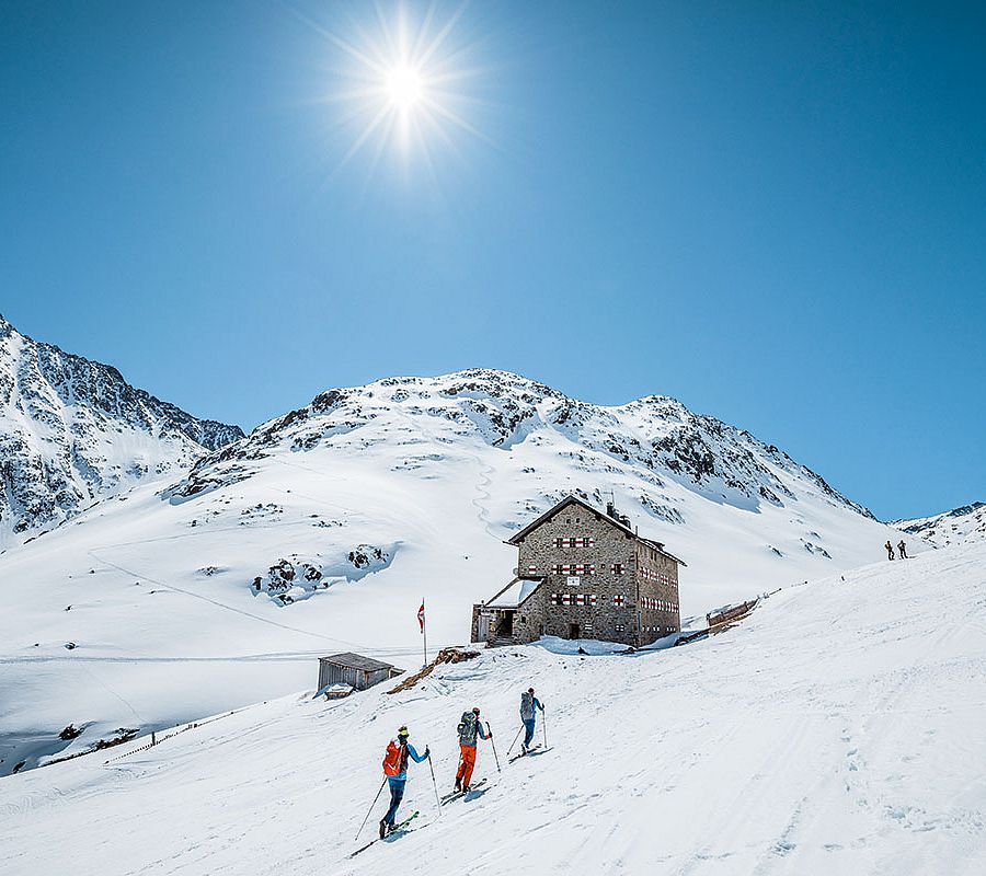 verschiedene Winteraktivitäten